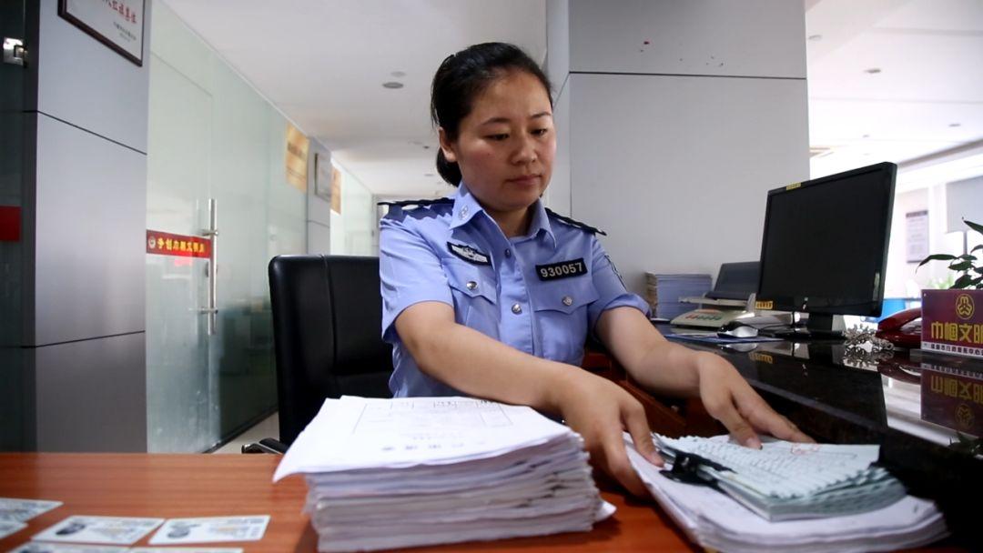管家婆一笑一码100正确,管家婆一笑一码100正确——揭秘高效管理与精准服务的秘诀